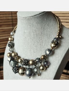 Multiple Bauble Memory Wire Beaded Choker Vintage Necklace Glass Crystals Lucite